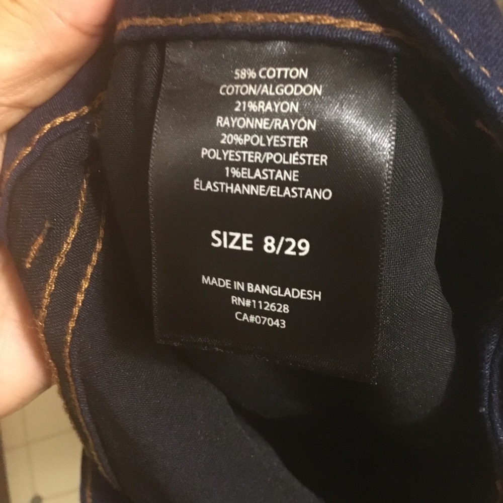 Tahari Blue Dark Wash Skinny Jeans 8 - Picture 3 of 6